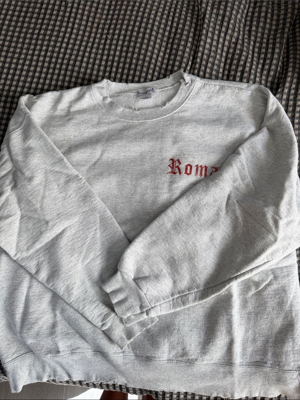 Firstport Sweatshirt with Red "Roma" Script - Picture 3 of 3